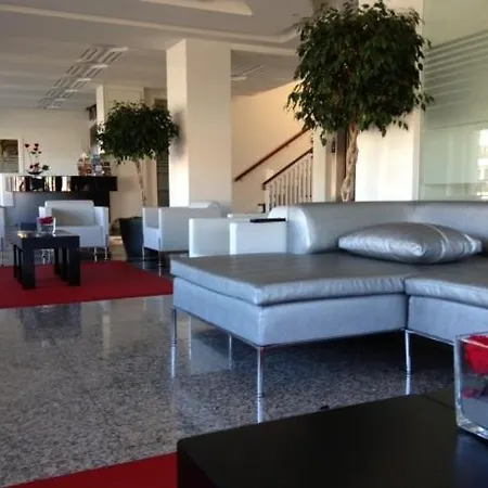 Ξενοδοχείο Adelma Hoznayo