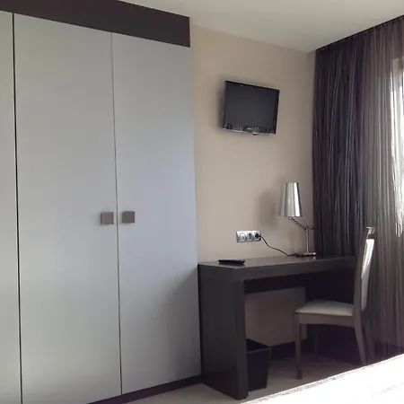 Adelma Ξενοδοχείο 2*