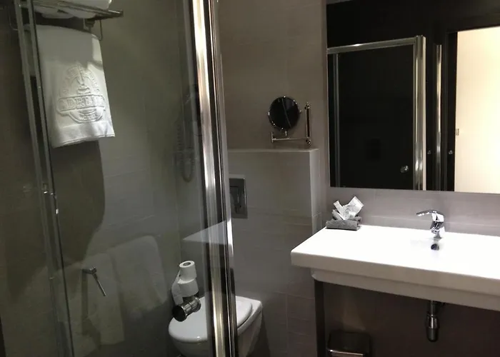 Adelma 2* הוזנאיו