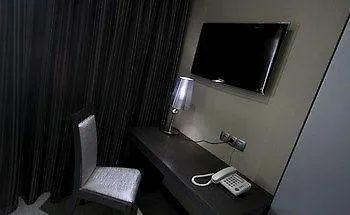 Adelma 2* הוזנאיו